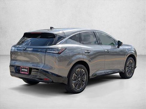 New 2026 Nissan Murano Platinum w/ Cargo Package AWD/4WD image 2