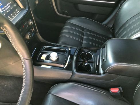 Used 2020 Chrysler 300 S image 16