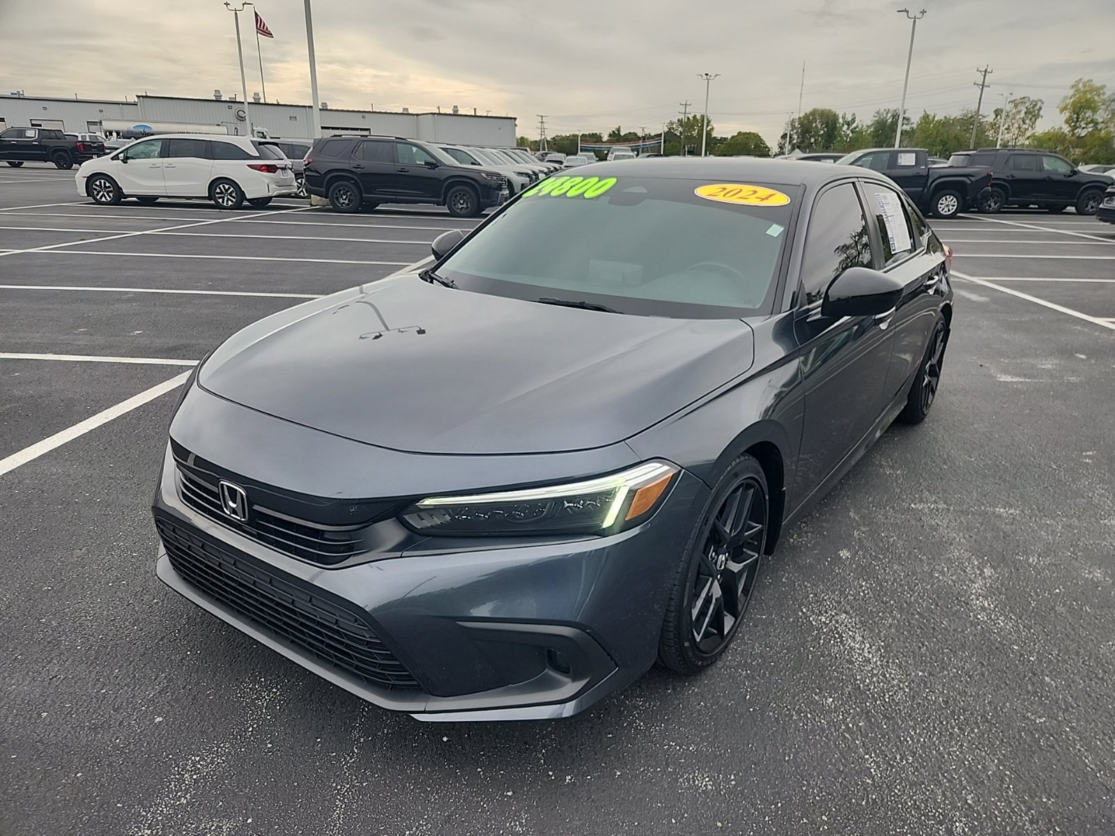 Used 2024 Honda Civic Sport image 2