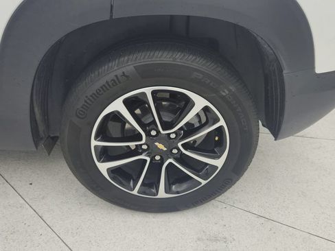 Certified 2024 Chevrolet TrailBlazer LT w/ Driver Confidence Package FWD image 21