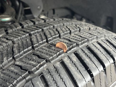 Used 2023 Ford F150 XLT image 19