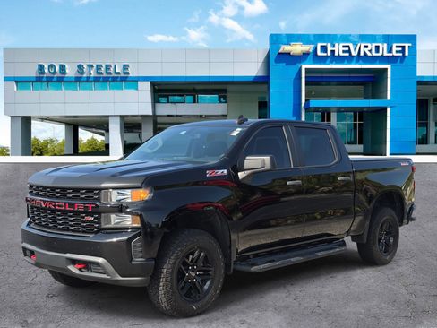 Used 2019 Chevrolet Silverado 1500 Custom Trail Boss w/ Custom Convenience Package AWD/4WD image 2