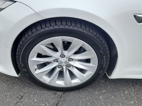 Used 2018 Tesla Model S 100D image 18