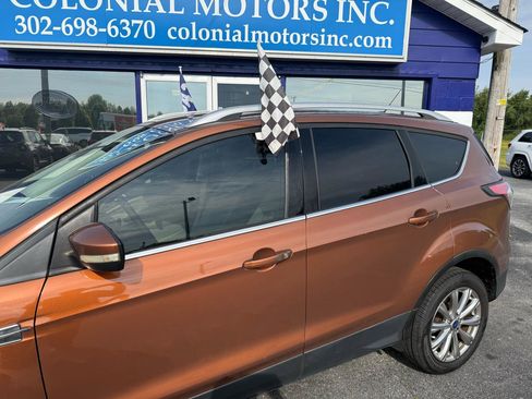 Used 2017 Ford Escape Titanium FWD image 2