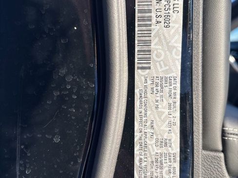 Used 2023 Jeep Grand Cherokee Overland w/ Luxury Tech Group IV image 37