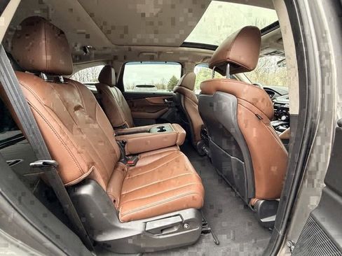 Used 2023 Acura MDX SH-AWD w/ Technology Package image 11