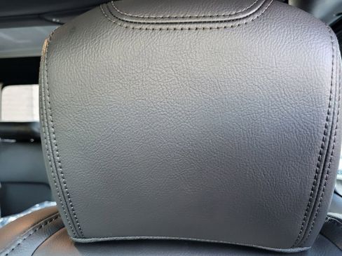 New 2026 Jeep Gladiator Sport image 14