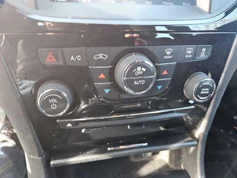 Used 2013 Chrysler 300 S image 19