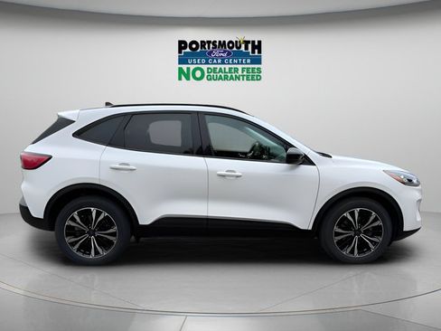 Certified 2021 Ford Escape SEL w/ SEL Stealth AWD Package image 6