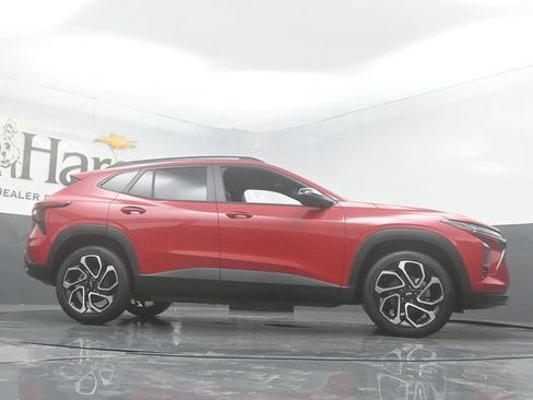 New 2026 Chevrolet Trax RS w/ Driver Confidence Package FWD image 2