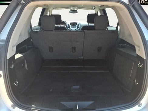 Used 2017 GMC Terrain SLE FWD image 24