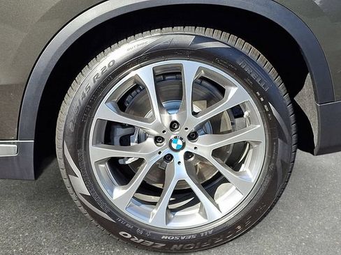 New 2026 BMW X5 xDrive50e w/ Climate Comfort Package AWD/4WD image 8