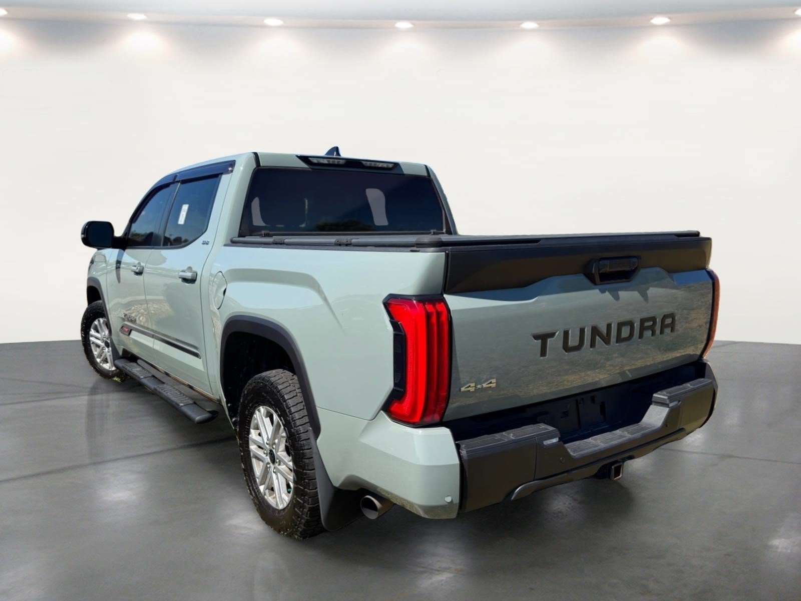 Used 2024 Toyota Tundra SR5 w/ SR5 Premium Package AWD/4WD image 20