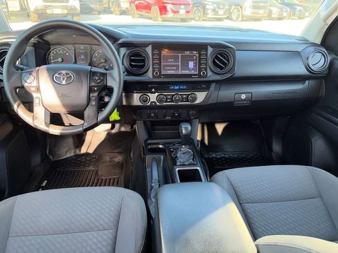 Used 2022 Toyota Tacoma SR image 22