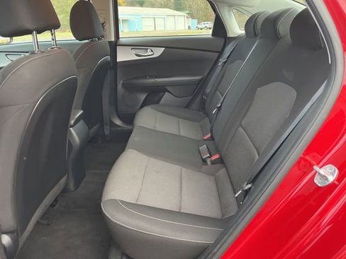 Used 2023 Kia Forte LXS image 11