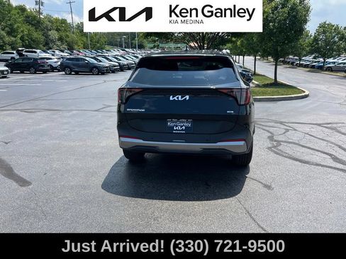 Certified 2026 Kia Sportage S AWD/4WD image 6