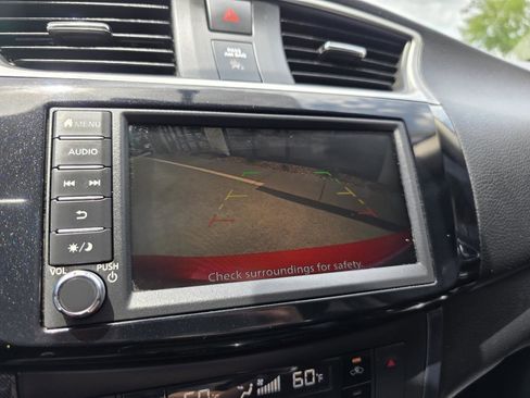 Used 2019 Nissan Sentra SR Turbo FWD image 6