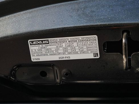 Used 2025 Lexus IS 350 F Sport RWD image 28