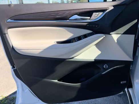 Used 2023 Buick Enclave Avenir w/ Avenir Technology Package image 24