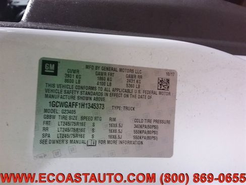 Used 2017 Chevrolet Express 2500 image 26