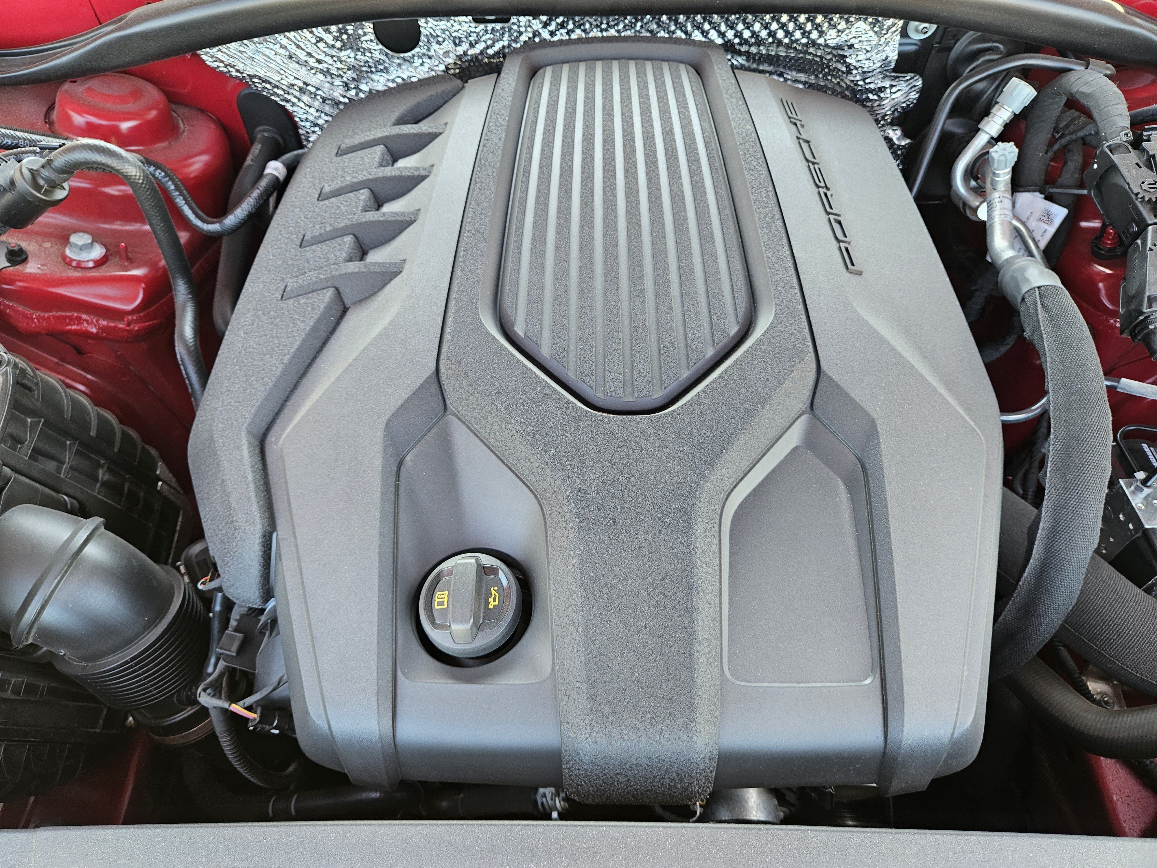 Certified 2026 Porsche Macan AWD/4WD image 30