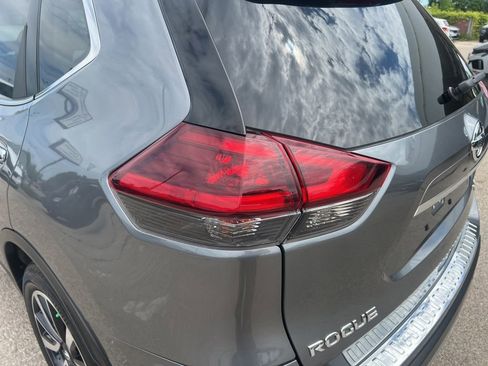 Used 2020 Nissan Rogue SL w/ Premium Package AWD/4WD image 38
