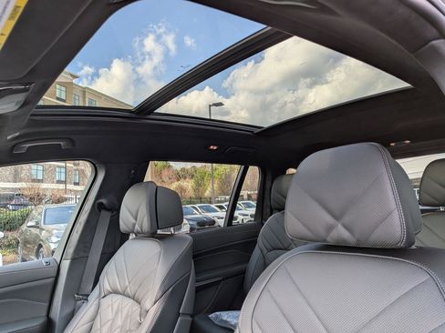 New 2026 BMW X7 xDrive40i w/ M Sport Package image 16