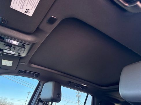 Certified 2023 Chevrolet Tahoe Z71 w/ Luxury Package image 14