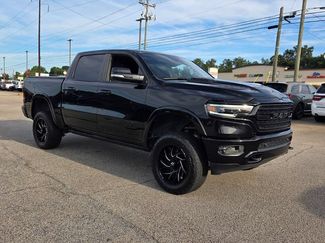 Used 2020 RAM 1500 Limited w/ Black Appearance Package AWD/4WD video 1