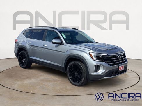 New 2026 Volkswagen Atlas SE image 1