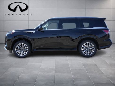 New 2026 INFINITI QX80 Luxe image 4