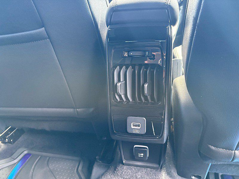 Used 2025 Jeep Compass Latitude AWD/4WD image 13