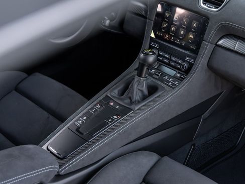 Certified 2025 Porsche 718 Boxster Spyder RS image 46