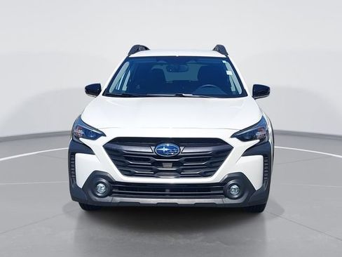 Used 2024 Subaru Outback Premium AWD/4WD image 8