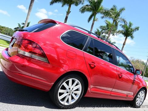 Used 2011 Volkswagen Jetta TDI image 3