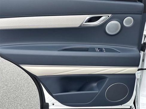 New 2026 Genesis GV80 3.5T Prestige image 22