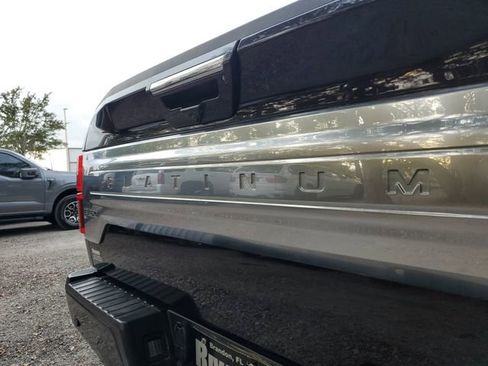 Used 2020 Ford F150 Platinum w/ Equipment Group 701A Luxury image 8