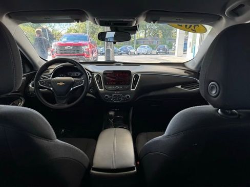 Used 2023 Chevrolet Malibu LT w/ Sport Edition image 15