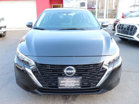Used 2024 Nissan Sentra SV FWD image 8
