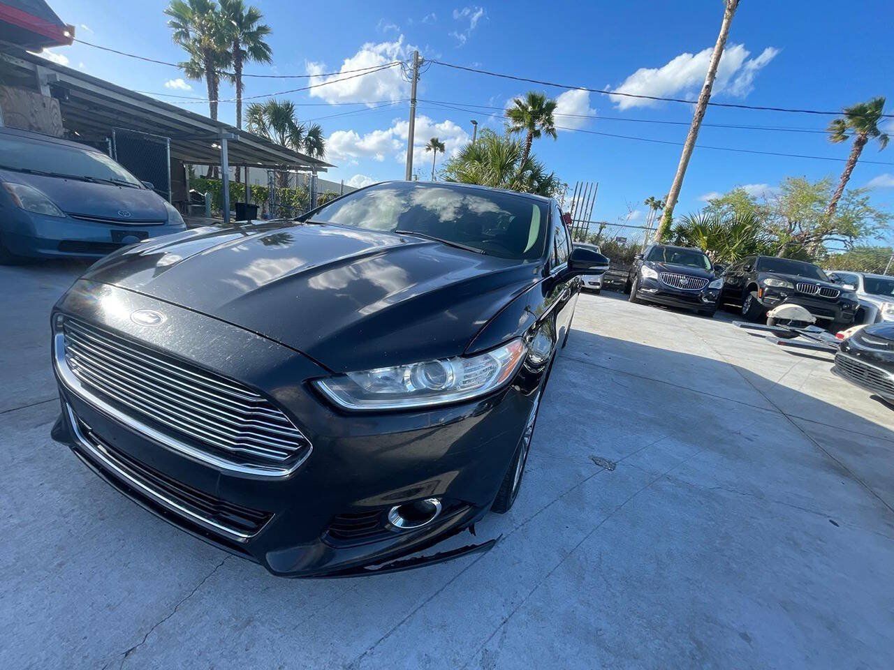 Used 2014 Ford Fusion Titanium FWD image 15