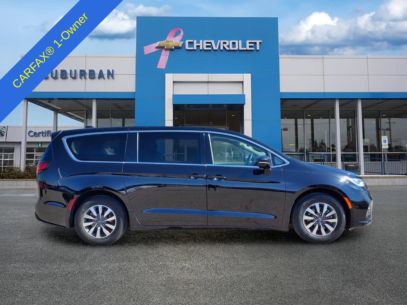 Used 2024 Chrysler Pacifica Limited FWD image 5