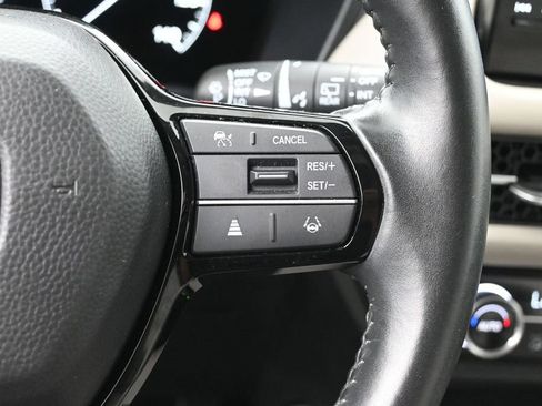 Certified 2024 Honda HR-V EX-L image 19