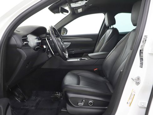 Used 2024 Maserati Grecale GT image 21