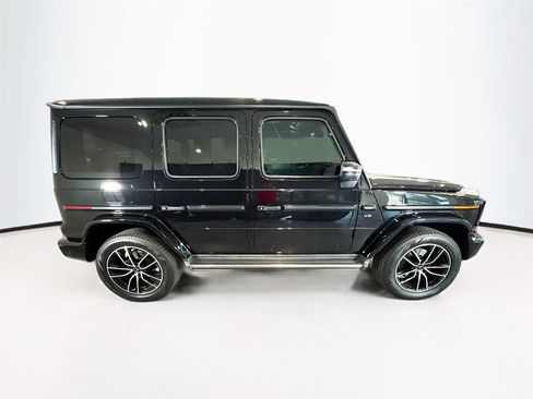 Used 2024 Mercedes-Benz G 550 image 5