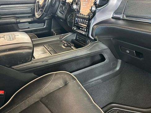 Used 2019 RAM 2500 Limited AWD/4WD image 12