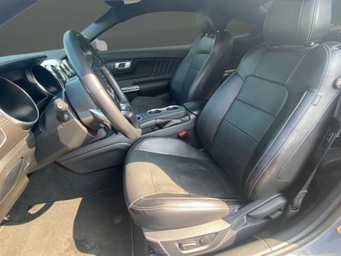 Used 2022 Ford Mustang GT Premium w/ GT Performance Package RWD image 9