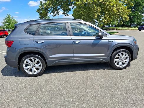 Used 2023 Volkswagen Taos S w/ Driver Assistance Package AWD/4WD image 10