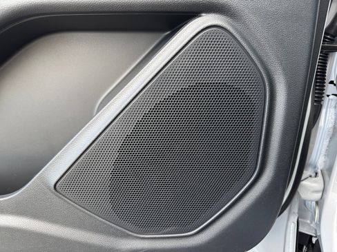 New 2025 Ford Explorer Active w/ Active Comfort Package image 21