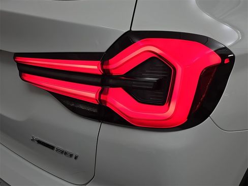 Used 2022 BMW X3 xDrive30i w/ Premium Package 2 image 34