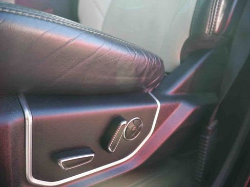 Used 2021 Ford F450 Limited image 36